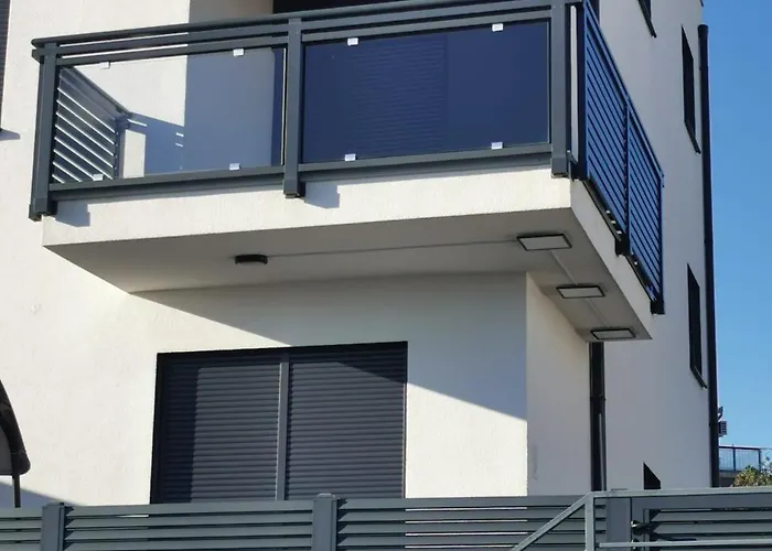Mila Trogir