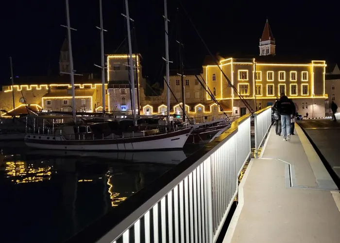 Mila Trogir